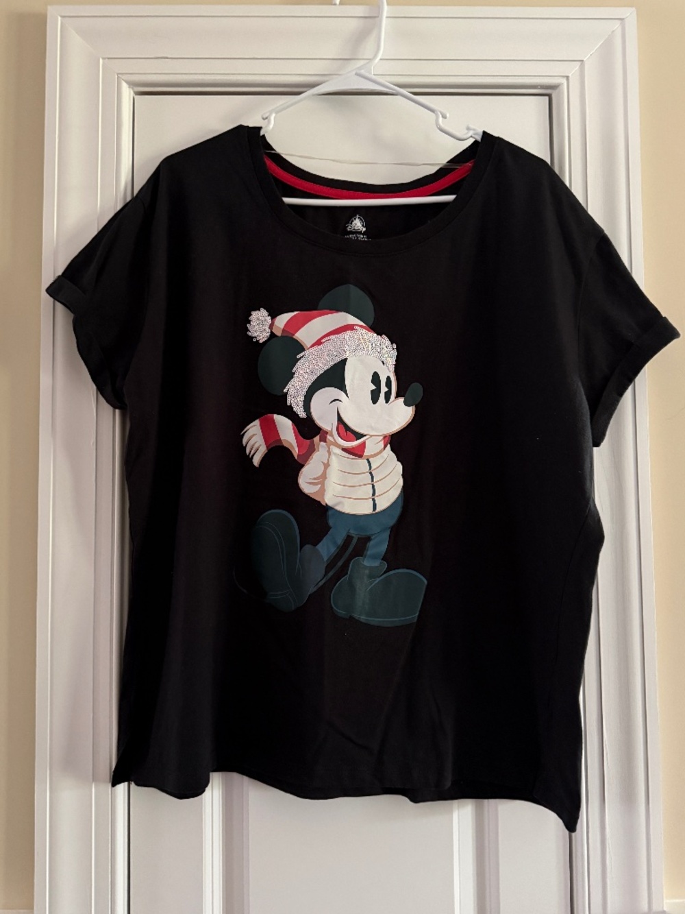 EUC Women's Disney Mickey Mouse Christmas Black T-shirt with sequins 1X